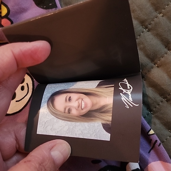 NWT Artist Series shirt. XXL - Picture 7 of 10